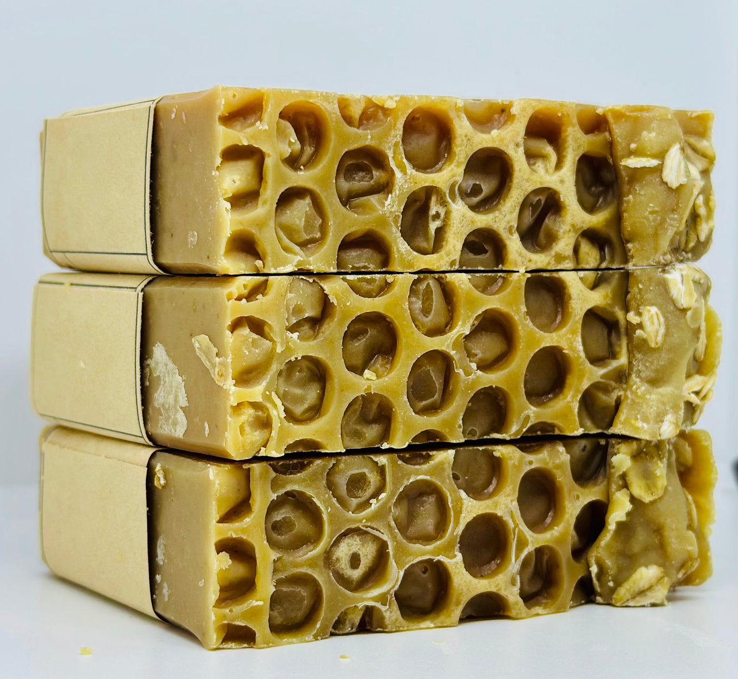 Honey & Goat Milk Soap |Bee Pollen  | Naturally Nourishing Cleanse