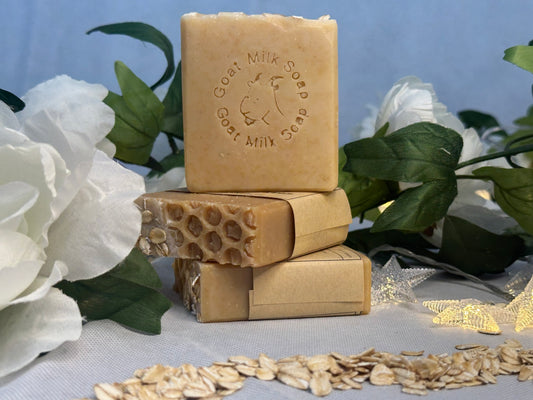 Goat Milk & Honey Oatmeal Dream | Handmade Natural Soap with Gentle Exfoliation